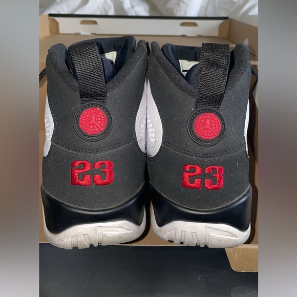 Air Jordan “Space Jam” 9s - Picture 4 of 5